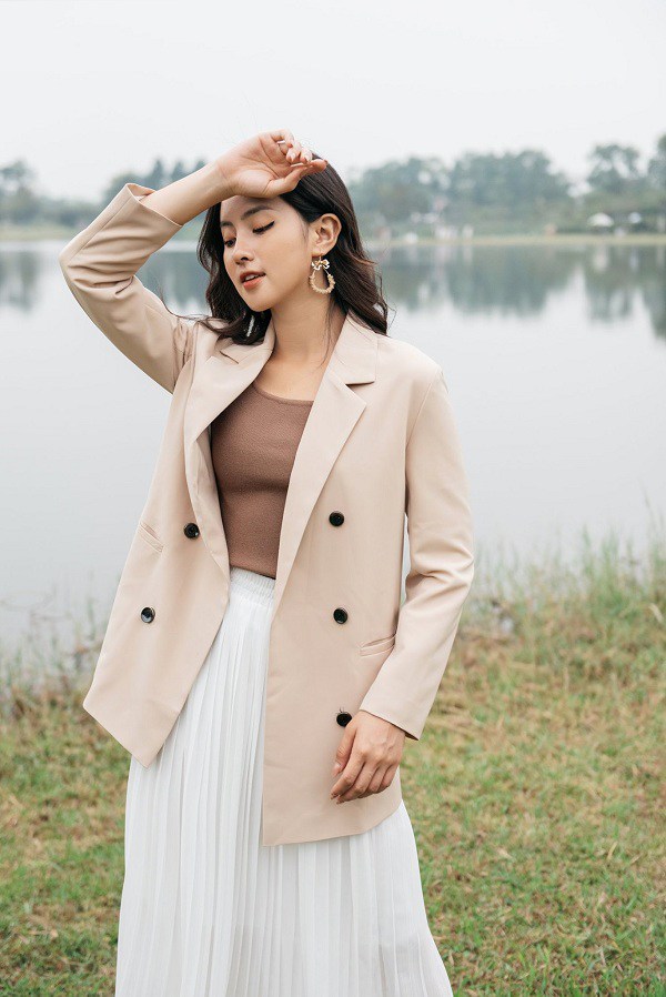 Đây là kiểu áo blazer hội sành điệu đua nhau diện, vừa thanh lịch lại chuẩn xu hướng thu đông - 6