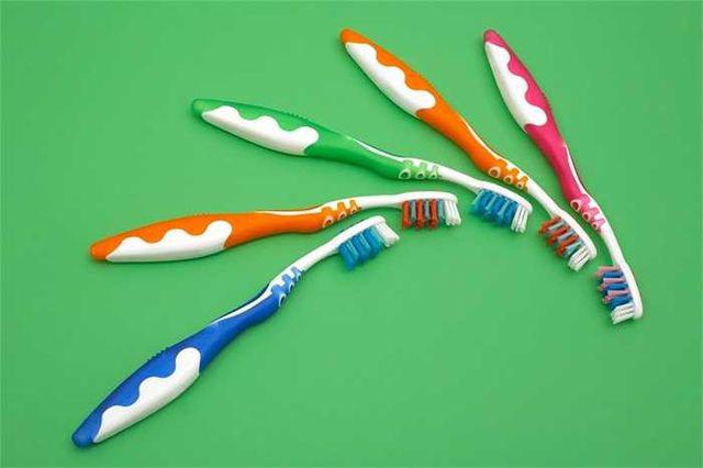 Đồ vật tưởng sạch nhất ai cũng cho vào miệng lại có thể bẩn như toilet vì lý do này - 4