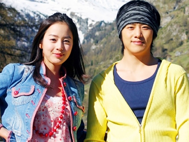 Em trai Kim Tae Hee: Ngày nhỏ nghịch ngợm hay bị chị gái đánh, lấy vợ vẫn yếu thế
