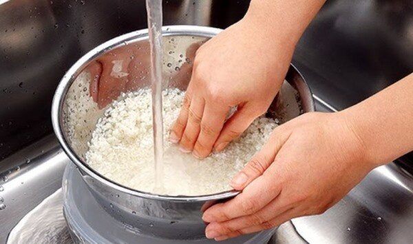 Không nên vo gạo quá kỹ kẻo làm thất thoát một số chất dinh dưỡng quan trọng
