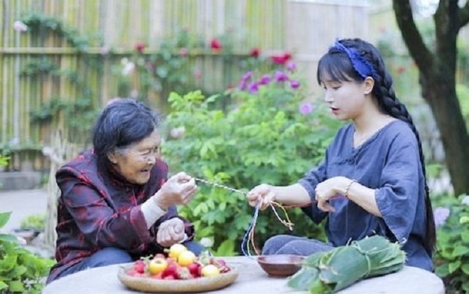 Lý Tử Thất hiện đang gặp rắc rối với công ty.