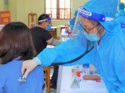 Tin tức - Nữ giáo viên tiêm 2 mũi vaccine cách nhau 10 phút: Lỗi thuộc về ai?