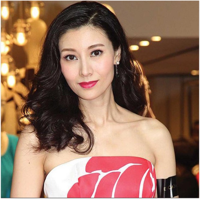 Lý Gia Hân từ khi kết hôn và sinh con ít tham gia showbiz hơn trước.