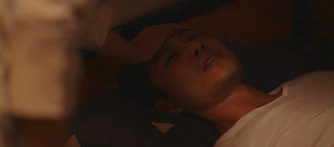 11 Tháng 5 Ngày: Lộ danh tính tình đầu của Đăng - 9