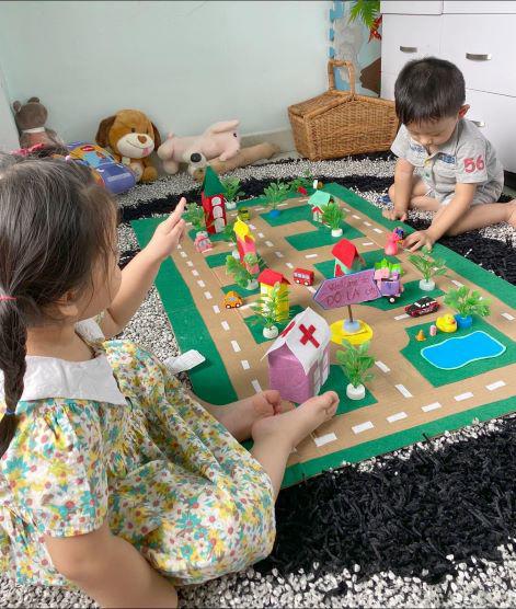 Mẹ đảm biến thùng bìa carton thành thế giới đồ chơi: Giúp con đỡ nhớ bạn bè, lại tiết kiệm - 6