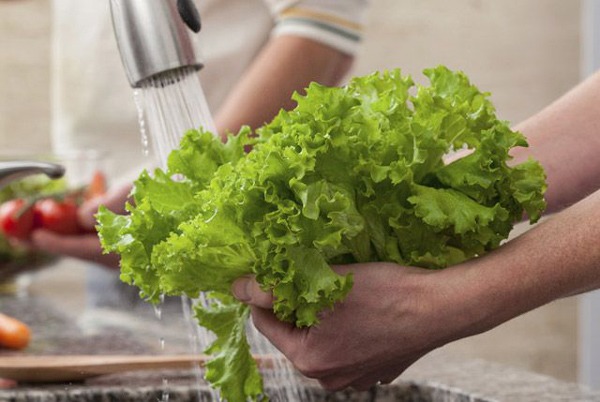Salad: công dụng và những lưu ý trong bữa ăn để tránh nhiễm giun sán - 5