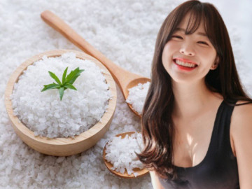 Để mái tóc luôn sạch khỏe, bóng mượt, nàng không nên bỏ qua những cách trị gàu bằng muối này