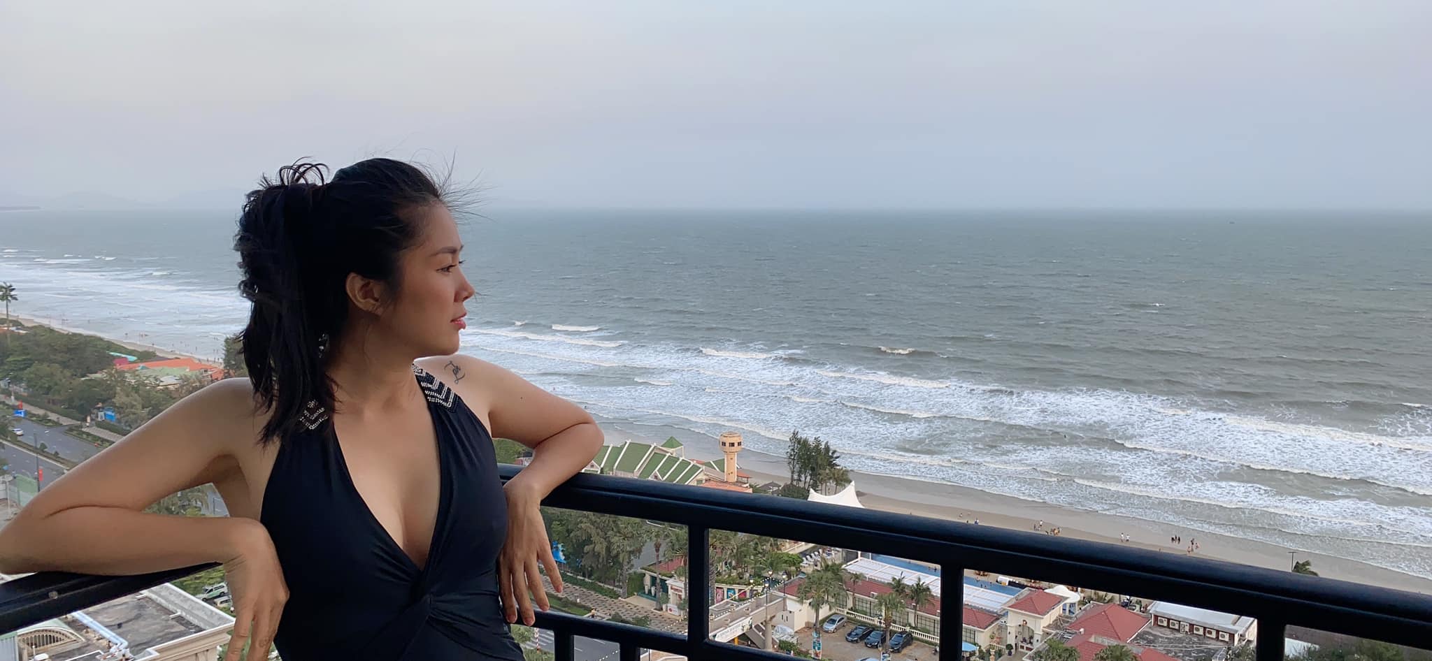 Nhan sắc nền nã, đâu ngờ Lê Phương cũng sở hữu hình xăm chất chơi, vén nhẹ áo là rõ - 8