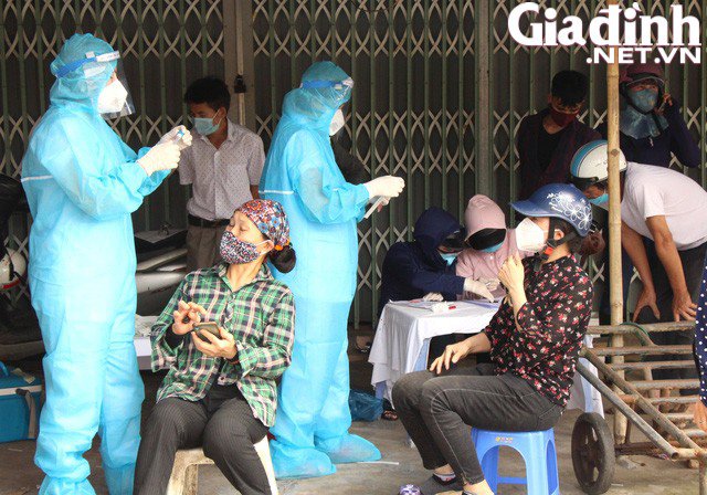 Ca dương tính mới nhất ở Hải Dương là người phụ nữ bán hàng ăn gần chợ đầu mối nông sản. Ảnh: Đ.Tùy