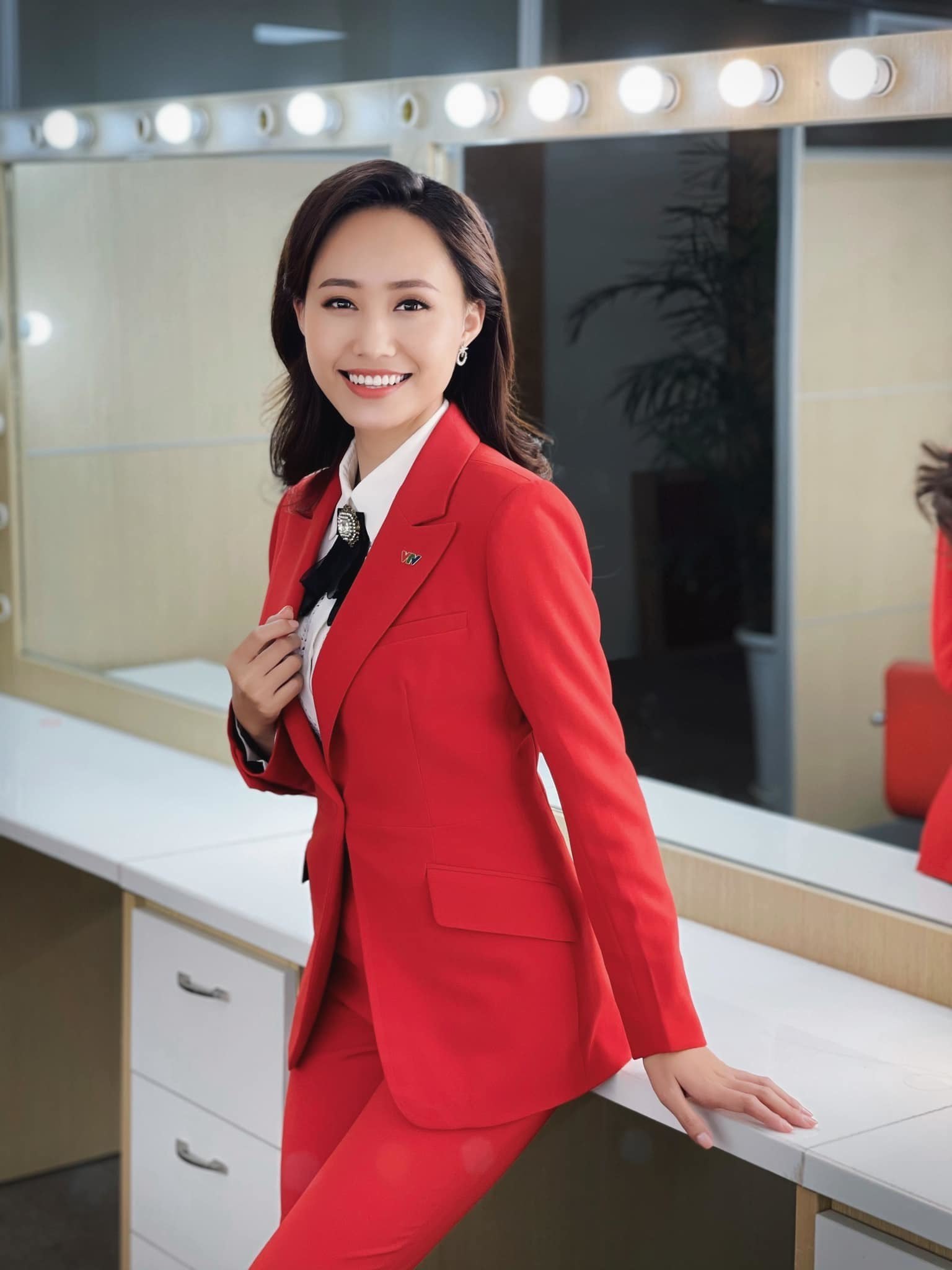 Làm cô dâu mùa dịch, BTV Thời tiết bùng nổ nhan sắc: Không hổ danh mỹ nhân VTV! - 1