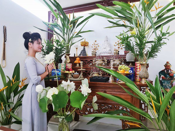 Lấy đại gia gốc Campuchia, cuộc sống của Vũ Thu Phương như bà hoàng, 4 bề biệt thự toàn hoa - 18