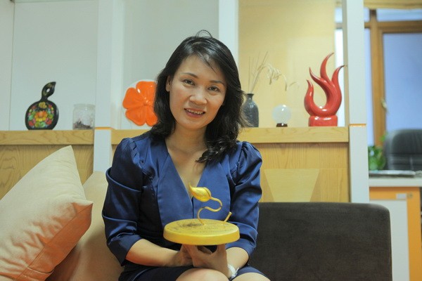 Rất nổi tiếng với khán giả truyền hình nhưng nhà báo Tạ Bích Loan lại vô cùng kín tiếng trong đời tư.