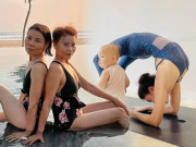 Thời trang - Mẹ Hồ Ngọc Hà U70 vẫn diện đồ xuyên thấu, không chịu thua con gái về độ gợi cảm