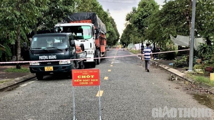 Điểm tập kết hàng của nhà xe Phượng Hoàng đã bị phong tỏa.