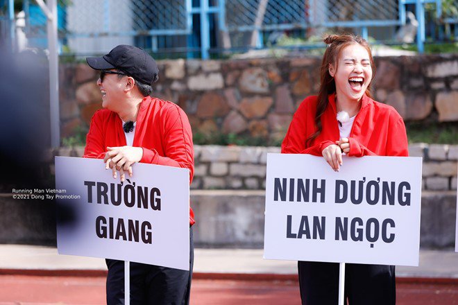 Lan Ngọc, Thúy Ngân chứng minh sức mạnh khủng khiếp về độ hot, vượt mặt cả Trường Giang - 4