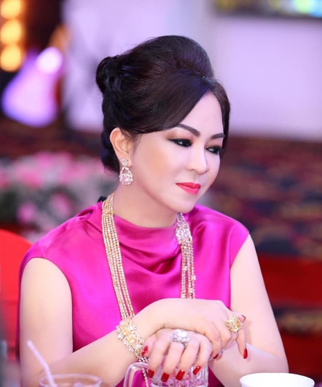 Nữ đại gia Phương Hằng khoe con gái 15 tuổi sở hữu amp;#34;một mâm kim cươngamp;#34;, CĐM choáng váng - 3