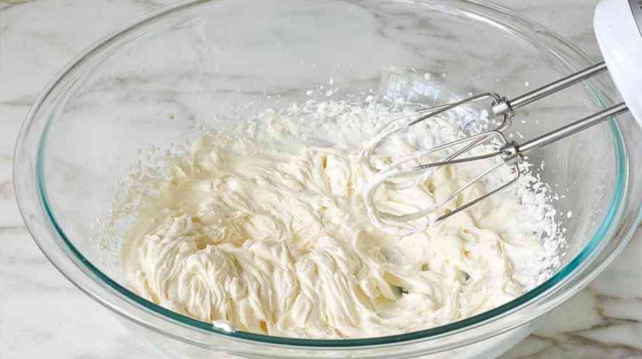 3 cách làm bánh bông lan ngon, mềm mịn đơn giản tại nhà - 15