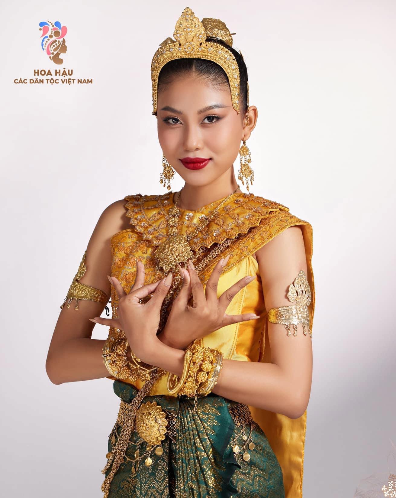 Nữ sinh diện trang phục truyền thống Khmer nổi bật nhất Hoa hậu các Dân tộc Việt Nam - 1