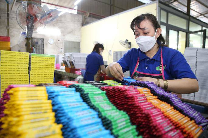 Rút tiền BHXH một lần ồ ạt: Nên khống chế tuổi nghỉ hưu?  - 2