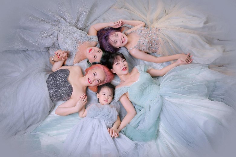 DV Hoàng Yến U50 PTTM 12 hạng mục, tự tin làm mẹ đơn thân 3 con sau 4 đời chồng - 4