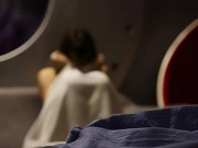 Tin tức - Sau rượu tưởng chồng muốn "yêu" giữa đêm, người phụ nữ sốc nặng khi mở mắt