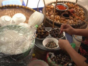 Clip Eva - Độc đáo món bún ốc nguội thanh mát trong những ngày hè oi bức của Hà Nội