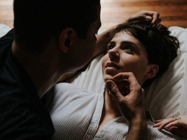 Quan hệ tình dục nhớ tránh 4 điều cấm kỵ này, phạm phải dễ tổn hại cơ thể, nhất là đàn ông
