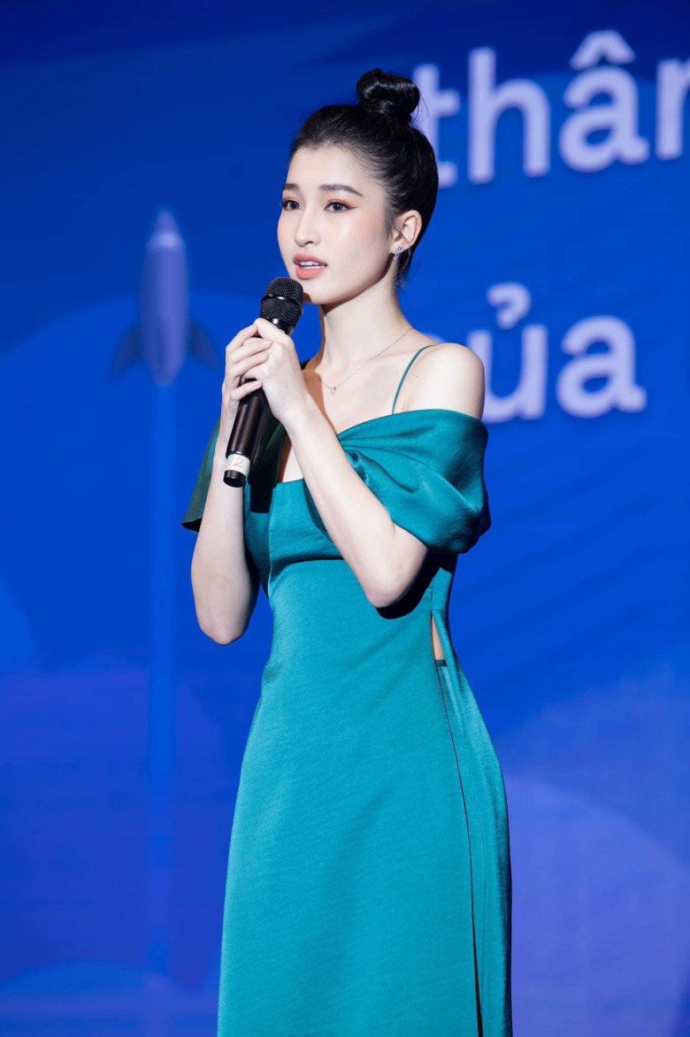 Thí sinh có vòng eo nhỏ nhất Miss World Việt Nam 2022 thích diện đầm 2 dây - 8