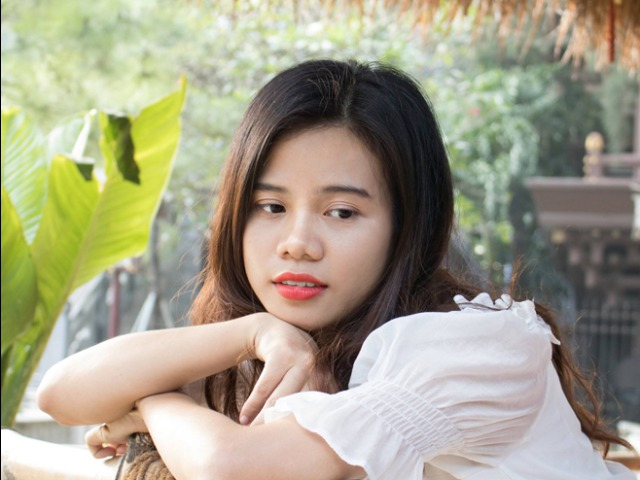 Cô gái xinh đẹp được bố đặt cho cái tên vô cùng khác biệt, đi đâu cũng được mọi người chú ý