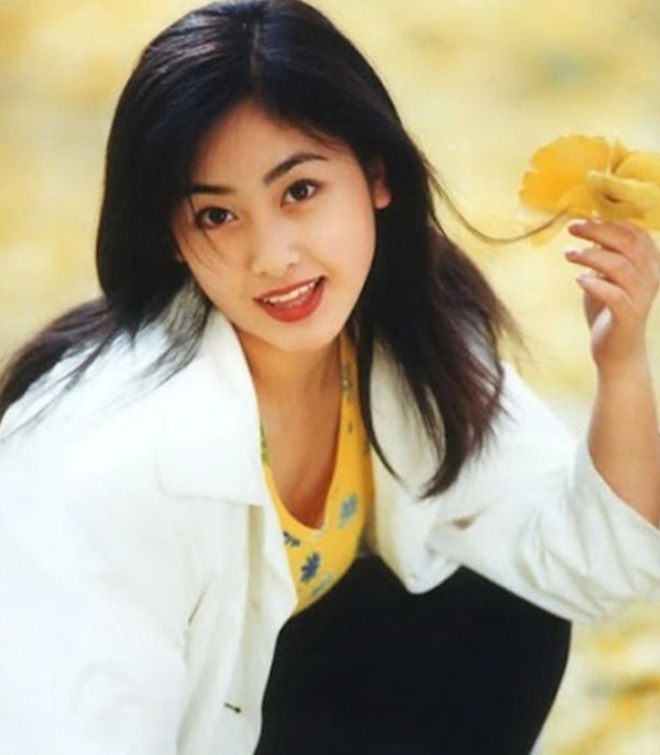 Mạch Nhã Kỳ từng là cô gái người hồi đáng yêu, tràn đầy sức sống.