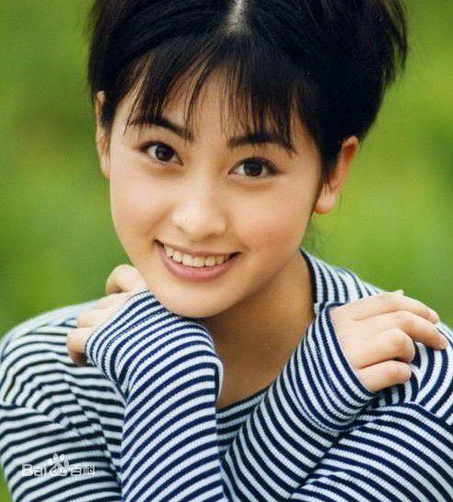 Đến với tình yêu mới, Mạch Nhã Kỳ được bạn trai quan tâm chăm sóc và ngỏ lời cầu hôn.