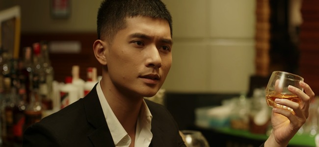 Lâm Bảo Châu nam tính, lịch lãm.