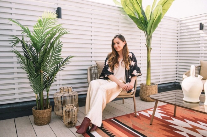 Nhiều người tò mò về cuộc sống hiện tại của Liêu Bích Lệ sau khi Alvin Chau bị bắt.