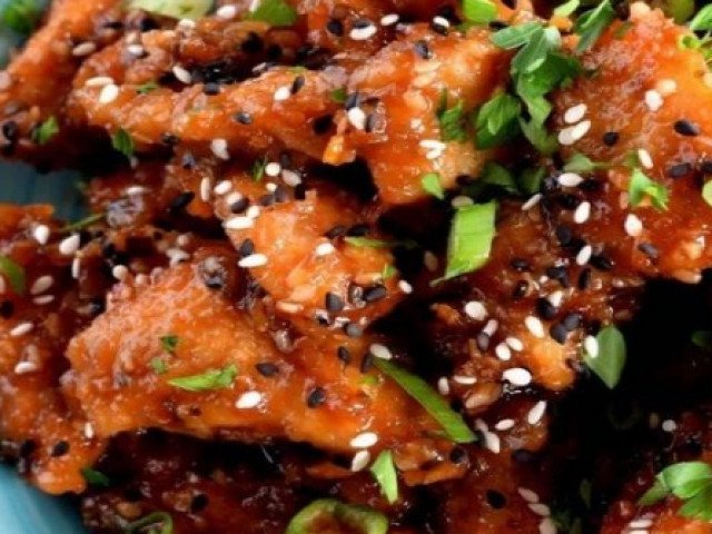 Ức gà làm theo cách này ngon tuyệt cú mèo, không hề khô dai như bạn nghĩ