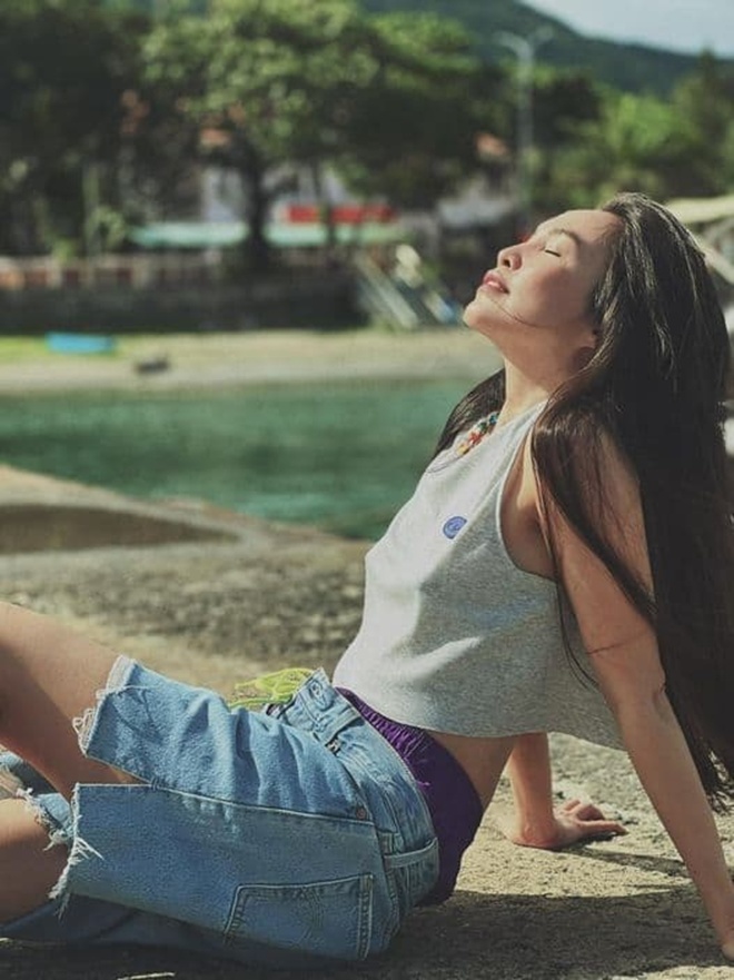 Sao Việt 24h: Lều Phương Anh khoe con trai bụ bẫm mới sinh với bạn trai giấu mặt được cho là đã có gia đình - 6
