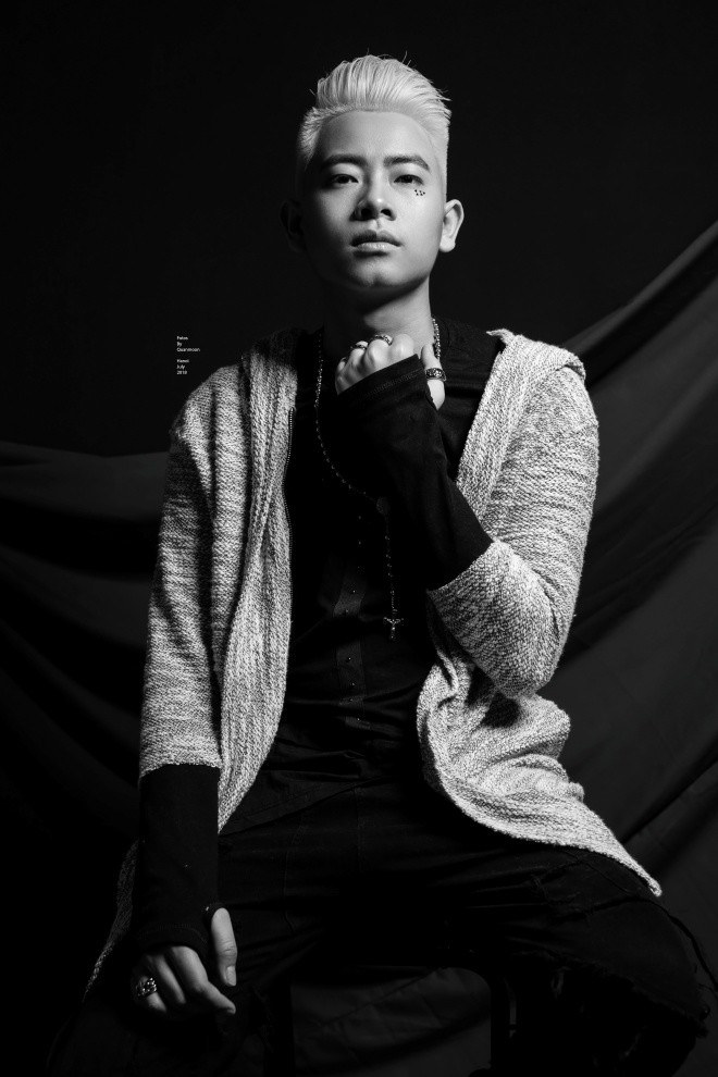 Hưng 88 là gương mặt không còn xa lạ của giới DJ Việt, sư phụ của a classTextlinkBaiviet hrefhttps://eva.vn/nhac/dj-trang-moon-khong-bao-gio-co-tu-tuong-an-bam-nguoi-dan-ong-cua-minh-c256a527781.htmlDJ Trang Moon/a và DJ Tít.