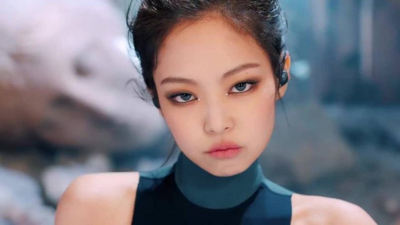 Trào lưu kẻ mắt như Jennie BLACKPINK nở rộ, kẻ lông mày còn dễ hơn kẻ mắt mèo - 3