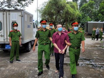 Xét xử vụ “Tịnh thất Bồng Lai”: Bị cáo Lê Tùng Vân bị đề nghị 5,5 năm tù