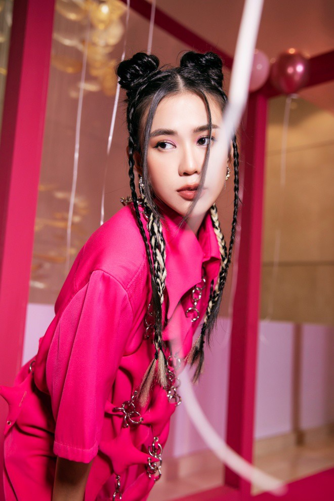 Hot girl Ngọc Thảo.