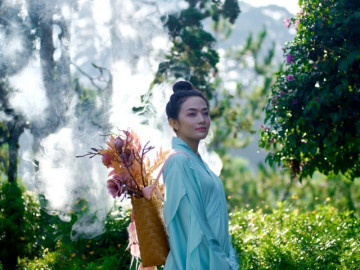 Tinna Tình thanh thoát trong MV nhạc Phật mang đậm ý nghĩa cuộc sống