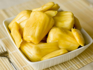Mới có bầu 3 tháng đầu ăn mít được không?