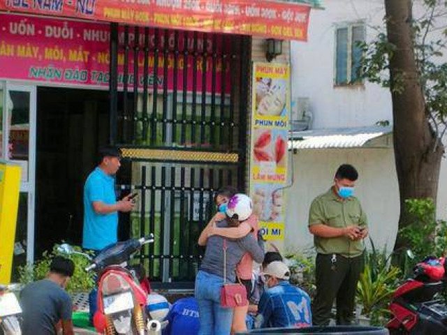 6 người tử vong ở Bình Dương: Xót xa 6 thi thể lần lượt được đưa về nhà