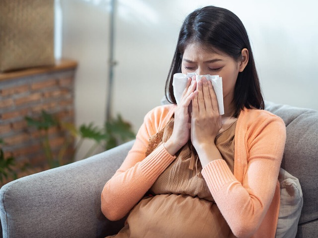 Bà bầu bị cúm A có thể ảnh hưởng đến con, điều trị tốt nhất trong 48 giờ đầu
