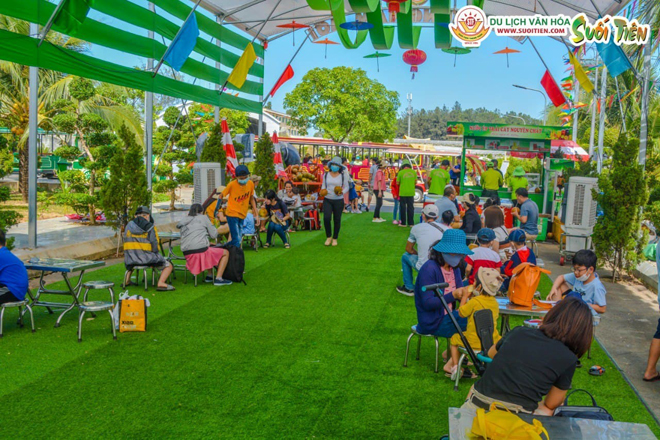 Hòa mình với bãi cát trắng trải dài tại Farm Dừa Suối Tiên - 4