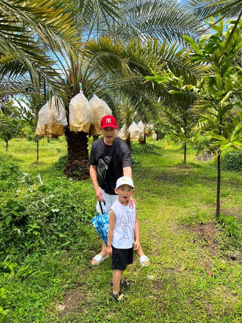 Con trai Lương Thế Thành Thúy Diễm được bố mẹ cho ra nước ngoài nghỉ hè hưởng cuộc sống sang - 4