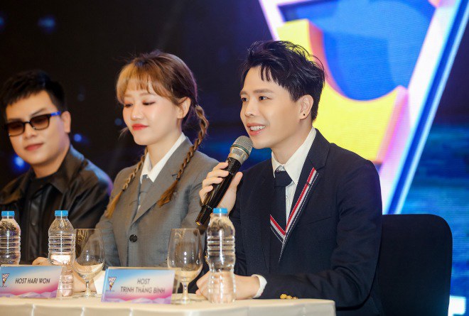 Trịnh Thăng Bình cho biết anh rất muốn tạo nên sự thay đổi trong nền âm nhạc Việt Nam nên ủng hộ việc xây dựng boyband và format mới mẻ của Vote For Five.