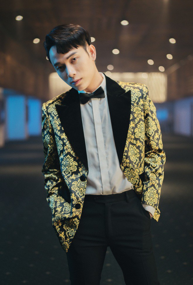 Đây là lần đầu tiên Trúc Nhân ngồi ghế nóng một chương trình thực tế,