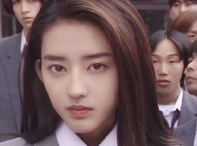 Sự biến mất của Ozawa Maju sau khi kết hôn khiến không ít người tiếc nuối.