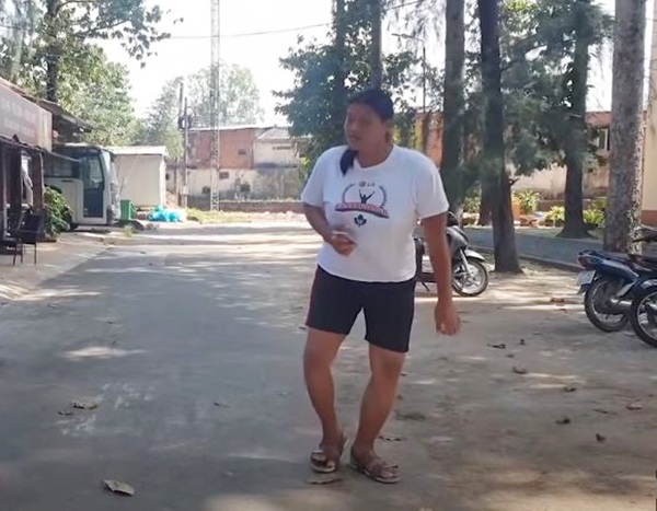 Kiều biết thêu thùa, may vá, nấu nướng...