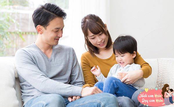 Sự đồng hành, giáo dục của bố mẹ là yếu tố quan trọng giúp trẻ phát triển chỉ số IQ và bản thân tốt nhất.